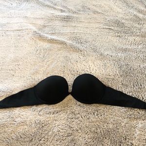 GapBody Favorite Strapless Plunge Bra 36B